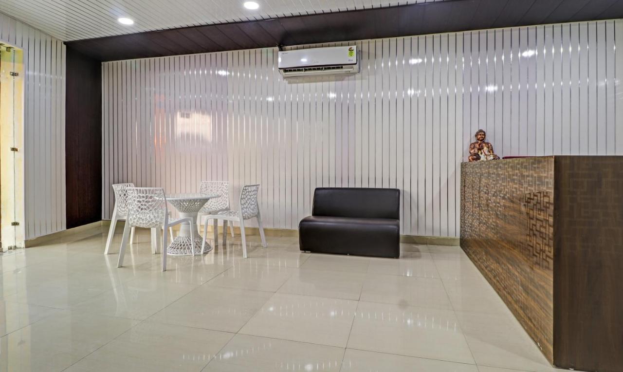 Itsy By Treebo - Divine Inn Chandigarh Exterior photo